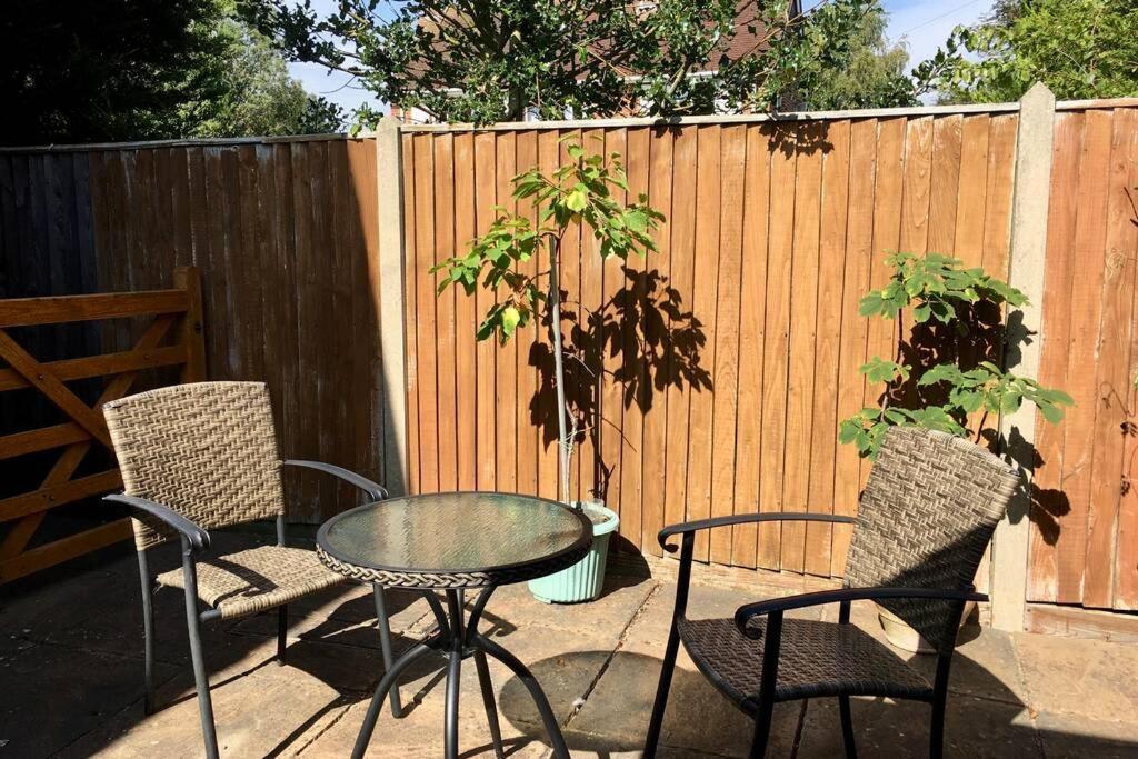 Self Contained Annex With Bedroom Bathroom Sitting Room And Kitchenette Emsworth Ngoại thất bức ảnh